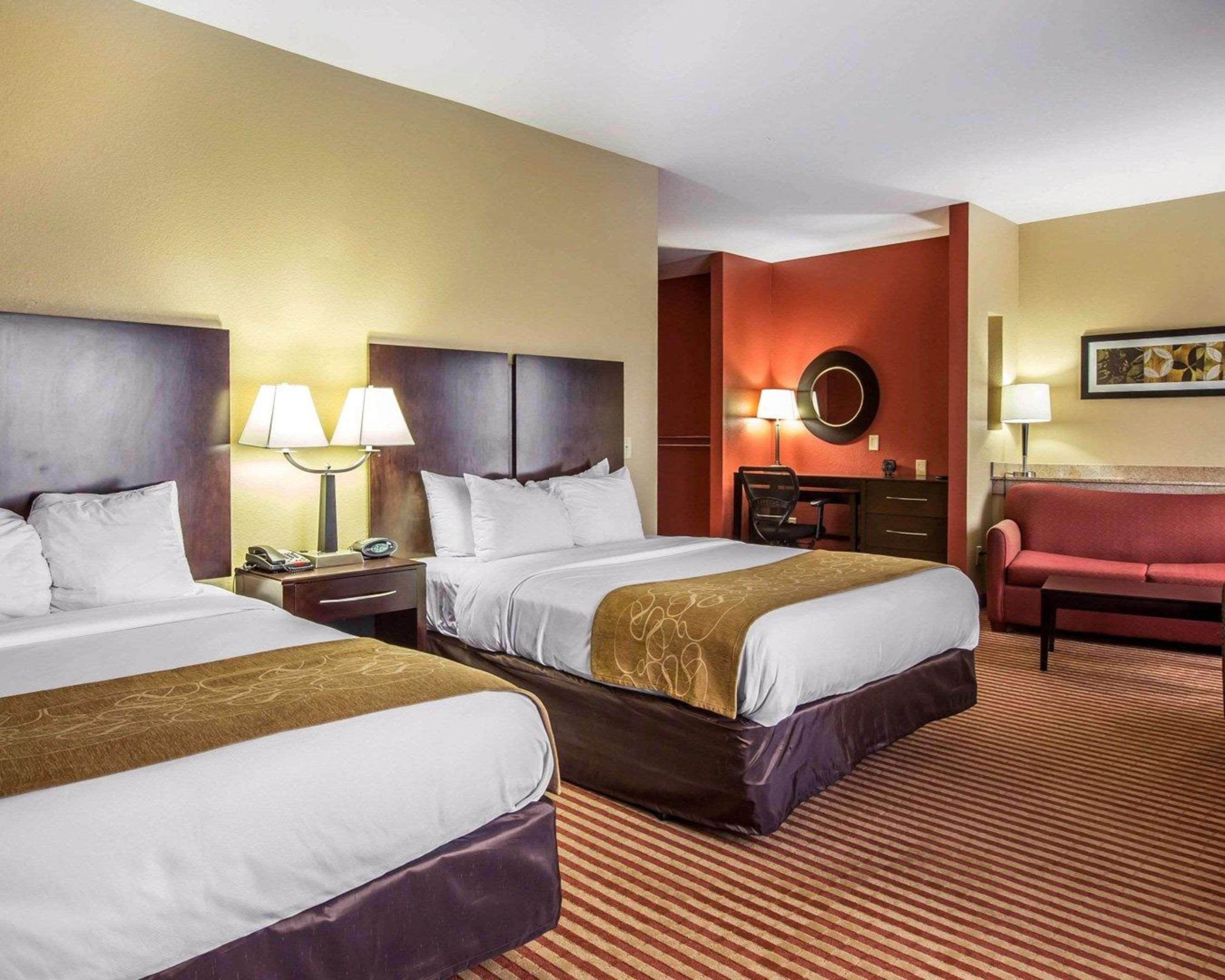 Comfort Suites Вейкросс Екстер'єр фото