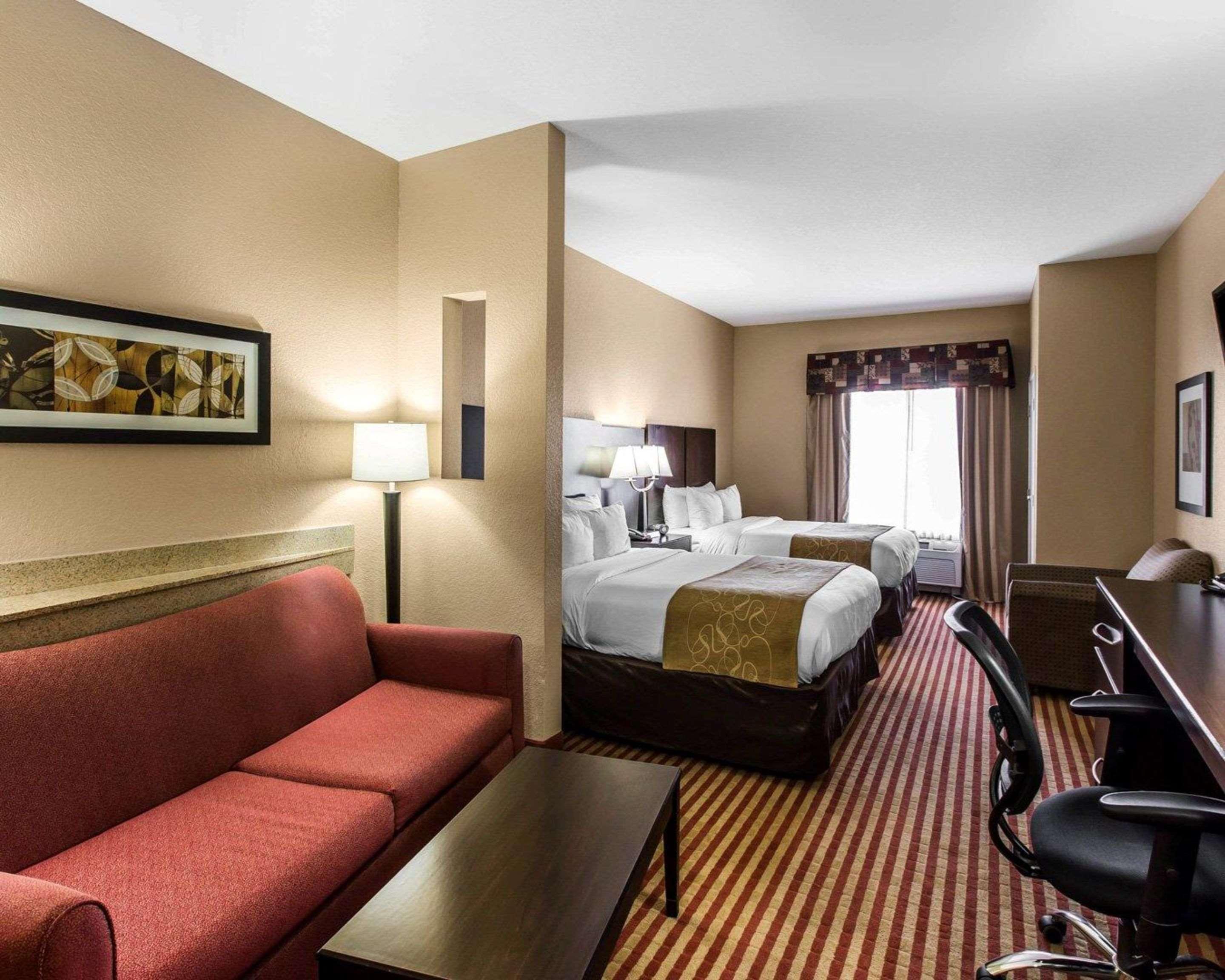 Comfort Suites Вейкросс Екстер'єр фото