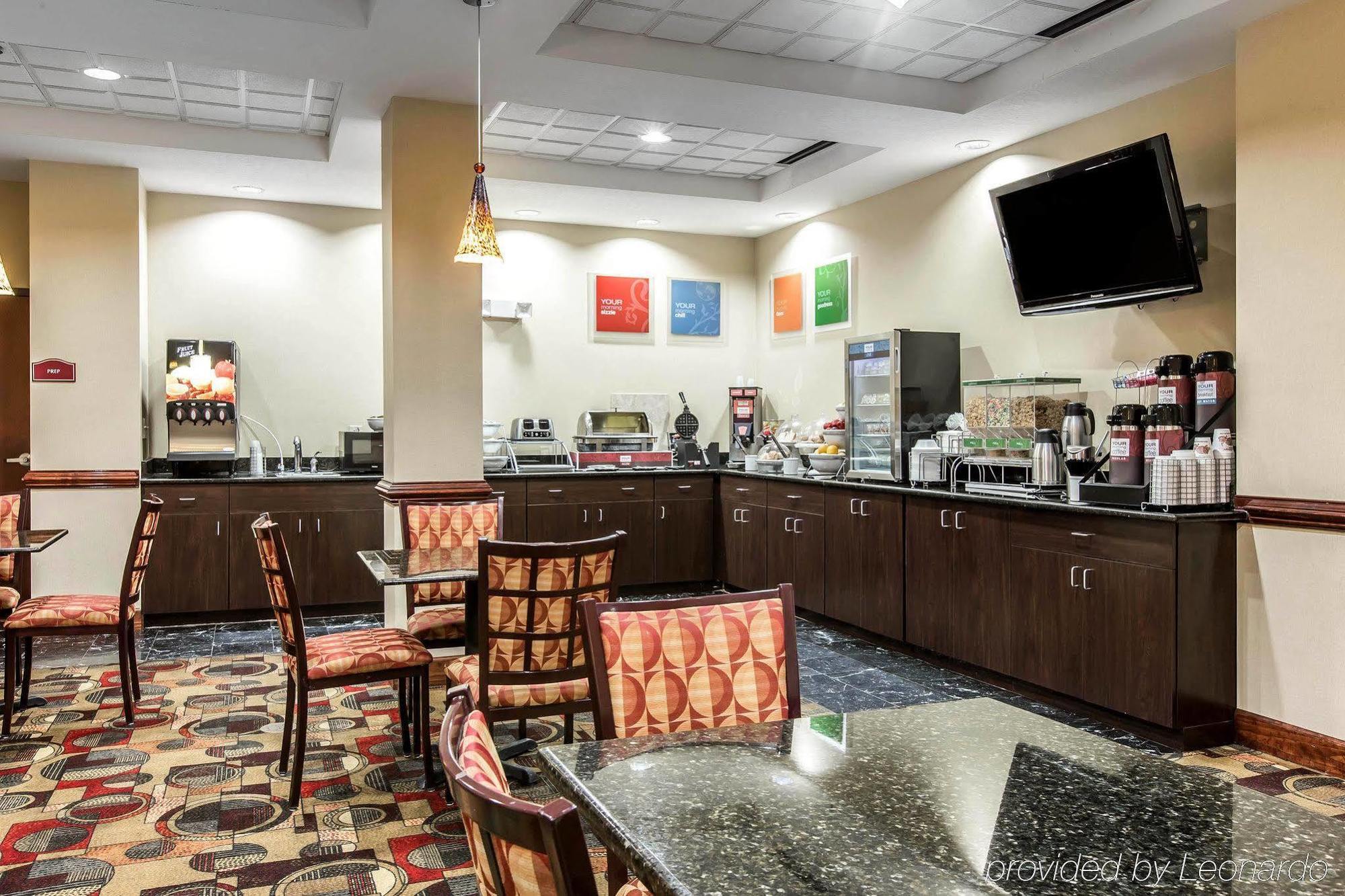 Comfort Suites Вейкросс Екстер'єр фото